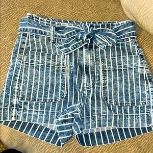 Blue Striped American Eagle Women's Shorts - size 00